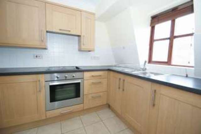  Image of 2 bedroom Flat to rent in Brick Court Jetty Walk Grays RM17 at Brick Court  Grays, RM17 6PL