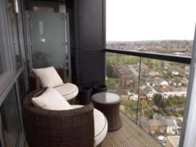  Image of 1 bedroom Flat for sale in Cotterells Hemel Hempstead HP1 at Cotterells Hemel Hempstead Boxmoor, HP1 1AU