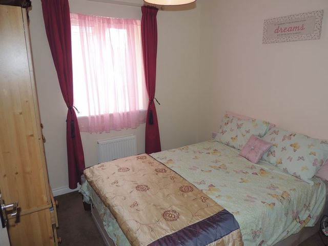  Image of 3 bedroom Flat for sale in Kiln Drive Woburn Sands Milton Keynes MK17 at Kiln Drive Woburn Sands Milton Keynes, MK17 8FE