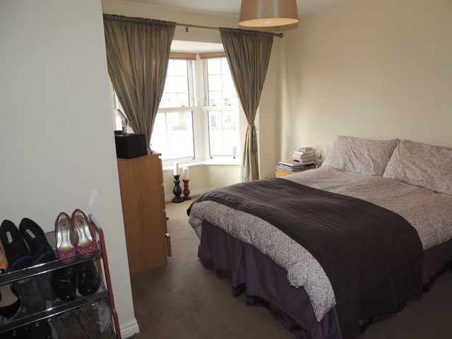  Image of 3 bedroom Flat for sale in Kiln Drive Woburn Sands Milton Keynes MK17 at Kiln Drive Woburn Sands Milton Keynes, MK17 8FE