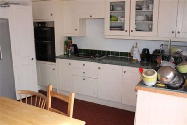  Image of 5 bedroom Detached house to rent in Kings Road Kingston upon Thames KT2 at Kingston upon Thames, KT2 5HT