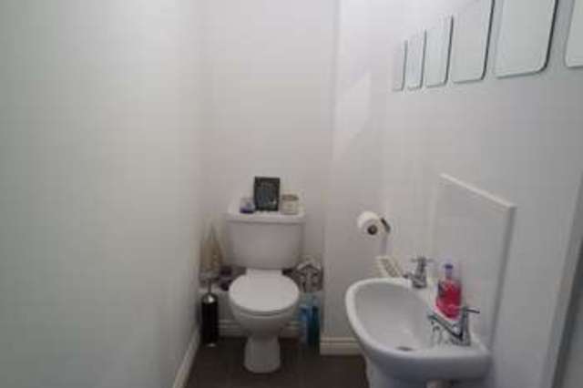  Image of 3 bedroom Semi-Detached house for sale in Kings Walk Mansfield NG18 at Kings Walk  Mansfield, NG18 4XN