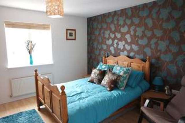  Image of 3 bedroom Semi-Detached house for sale in Kings Walk Mansfield NG18 at Kings Walk  Mansfield, NG18 4XN