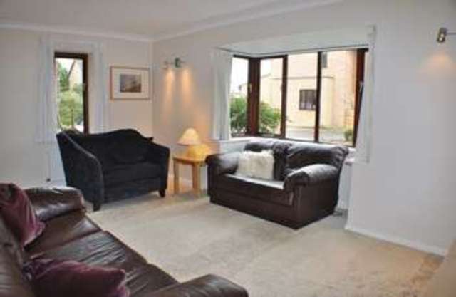  Image of 4 bedroom Detached house for sale in Kingsmead Close Teddington TW11 at Kingsmead Close  Teddington, TW11 9EP