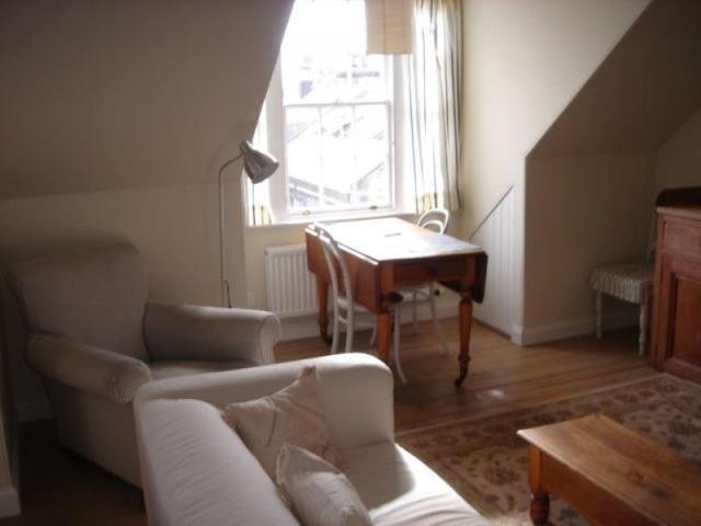 Image of 2 bedroom Flat to rent in Kirk Street Edinburgh EH6 at Leith Edinburgh Edinburgh, EH6 5EZ
