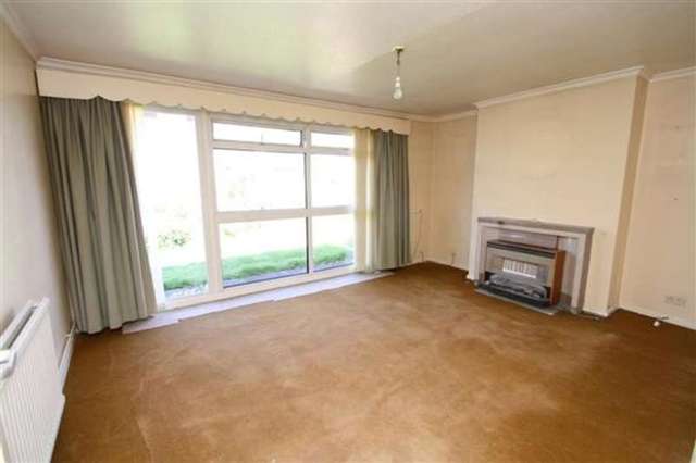  Image of 2 bedroom Detached house for sale in Kithurst Crescent Goring-by-Sea Worthing BN12 at Goring-by-Sea, BN12 6AJ