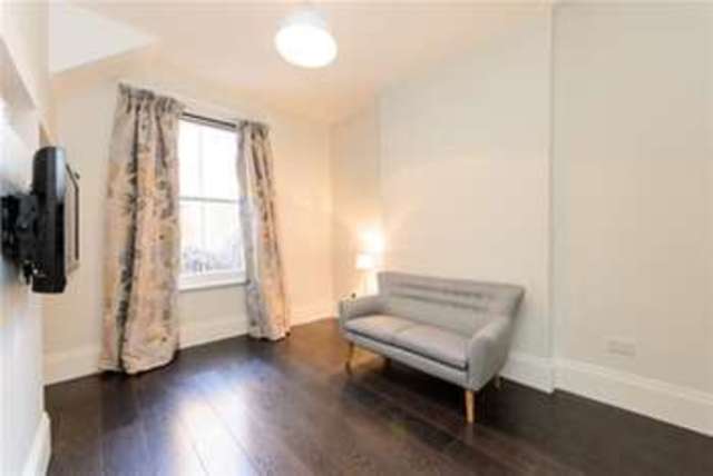  Image of 1 bedroom Flat to rent in Ladbroke Grove London W10 at London, W10 5LP
