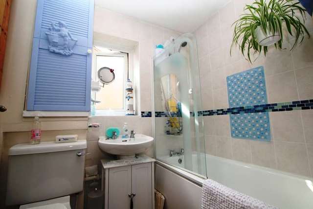  Image of 2 bedroom End of Terrace for sale in Lamorna Park Torpoint PL11 at Torpoint Cornwall, PL11 2QJ