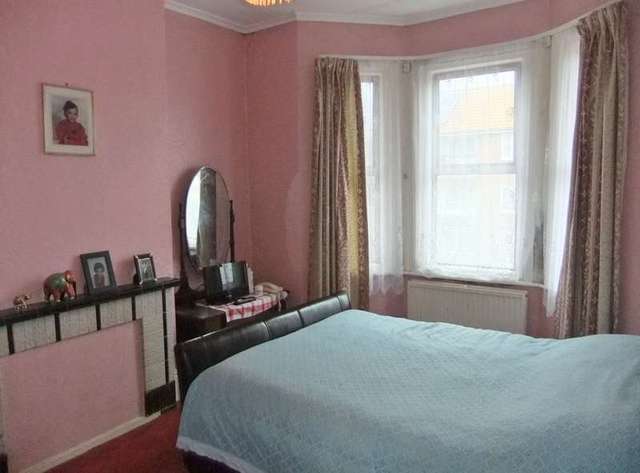  Image of 3 bedroom Detached house for sale in Langney Road Eastbourne BN21 at Eastbourne, BN21 3JL