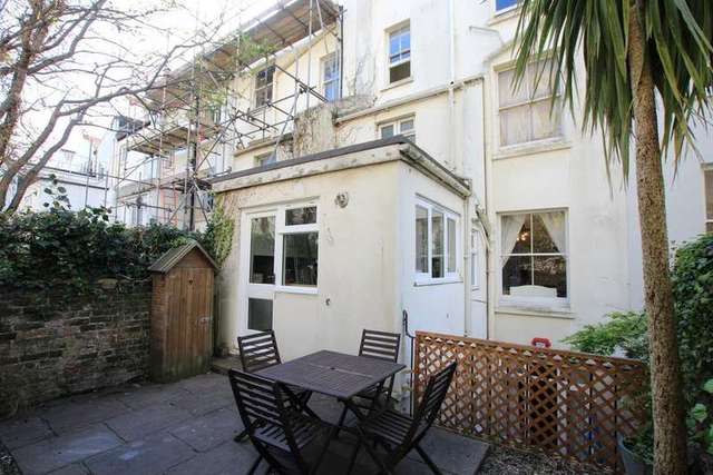  Image of 1 bedroom Flat for sale in Lansdowne Street Hove BN3 at Hove Hove, BN3 1FQ