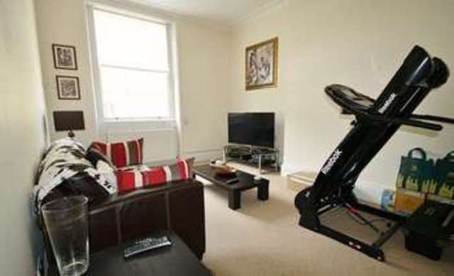  Image of 1 bedroom Flat to rent in Highbury Park London N5 at Highbury Park  London, N5 2XG