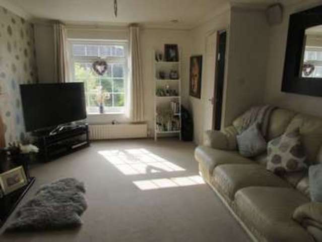  Image of 3 bedroom Semi-Detached house to rent in Linden Close Warwick CV34 at Linden Close  Warwick, CV34 5RF