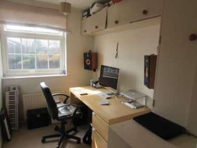  Image of 3 bedroom Semi-Detached house to rent in Linden Close Warwick CV34 at Linden Close  Warwick, CV34 5RF