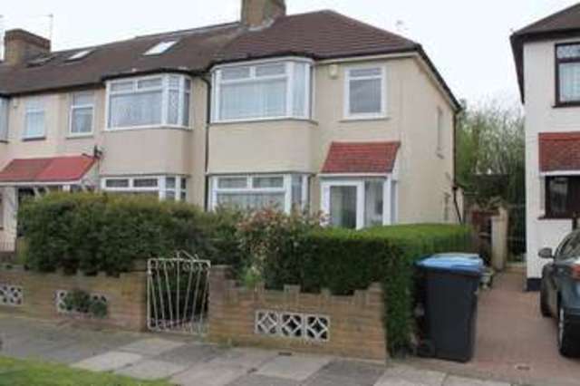  Image of 3 bedroom Terraced house for sale in Linden Gardens Enfield EN1 at Linden Gardens  Enfield, EN1 4DZ