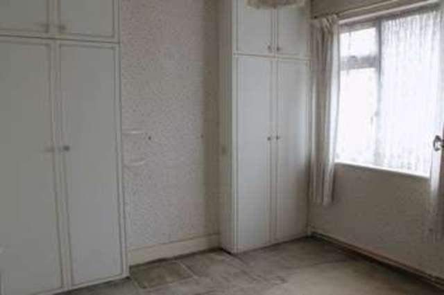  Image of 3 bedroom Terraced house for sale in Linden Gardens Enfield EN1 at Linden Gardens  Enfield, EN1 4DZ