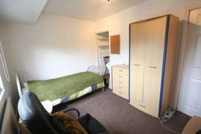  Image of 4 bedroom Detached house for sale in Stad Plas Hen Llanddaniel Gaerwen LL60 at Stad Plas Hen  Gaerwen, LL60 6HW