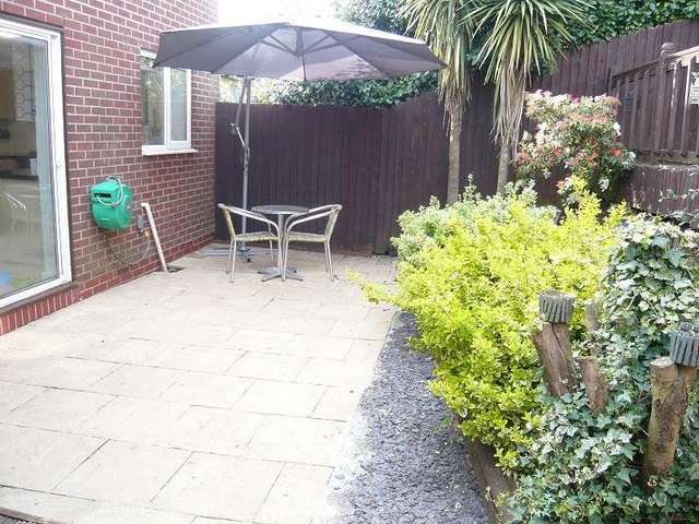  Image of 3 bedroom Detached house for sale in Llwyn Helig Kenfig Hill Bridgend CF33 at Llwyn Helig  Kenfig Hill, CF33 6HN