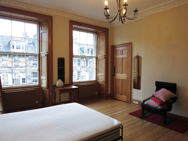  Image of 2 bedroom Flat to rent in London Street Edinburgh EH3 at New Town Edinburgh Edinburgh, EH3 6LY
