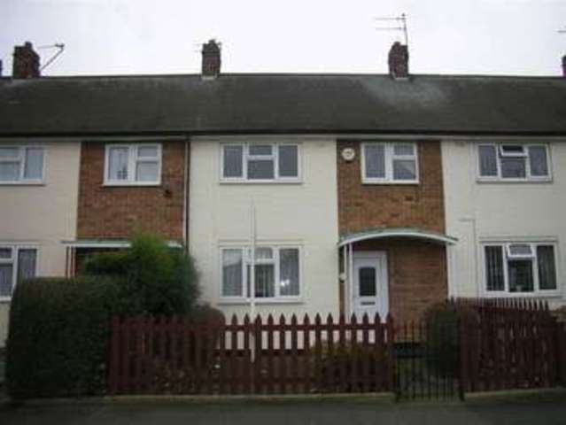  Image of 2 bedroom Terraced house to rent in Longford Grove Hull HU9 at Longford Grove  Hull, HU9 4NA