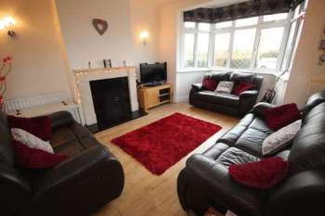  Image of 5 bedroom Semi-Detached house for sale in Lovibonds Avenue Farnborough Orpington BR6 at Lovibonds Avenue  Orpington, BR6 8EW