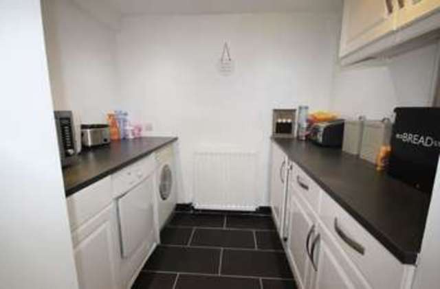  Image of 5 bedroom Semi-Detached house for sale in Lovibonds Avenue Farnborough Orpington BR6 at Lovibonds Avenue  Orpington, BR6 8EW