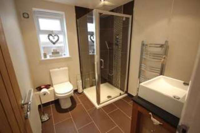  Image of 5 bedroom Semi-Detached house for sale in Lovibonds Avenue Farnborough Orpington BR6 at Lovibonds Avenue  Orpington, BR6 8EW