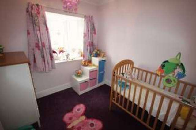  Image of 5 bedroom Semi-Detached house for sale in Lovibonds Avenue Farnborough Orpington BR6 at Lovibonds Avenue  Orpington, BR6 8EW
