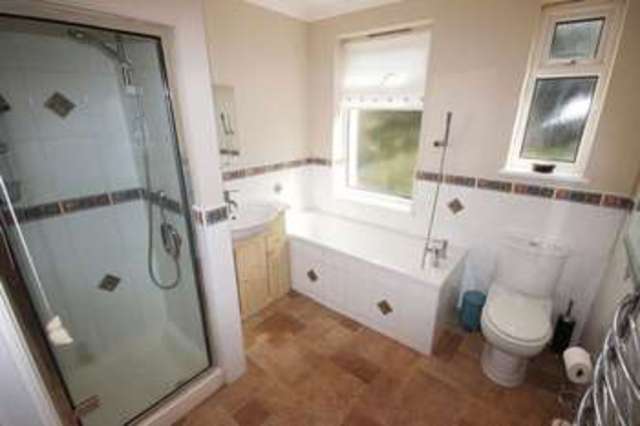  Image of 5 bedroom Semi-Detached house for sale in Lovibonds Avenue Farnborough Orpington BR6 at Lovibonds Avenue  Orpington, BR6 8EW