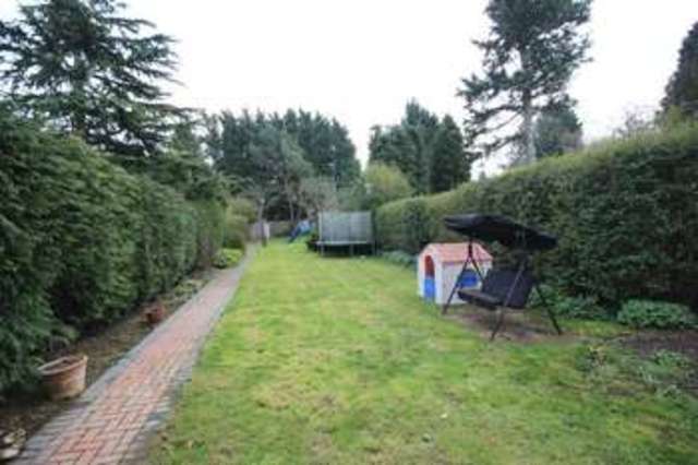  Image of 5 bedroom Semi-Detached house for sale in Lovibonds Avenue Farnborough Orpington BR6 at Lovibonds Avenue  Orpington, BR6 8EW