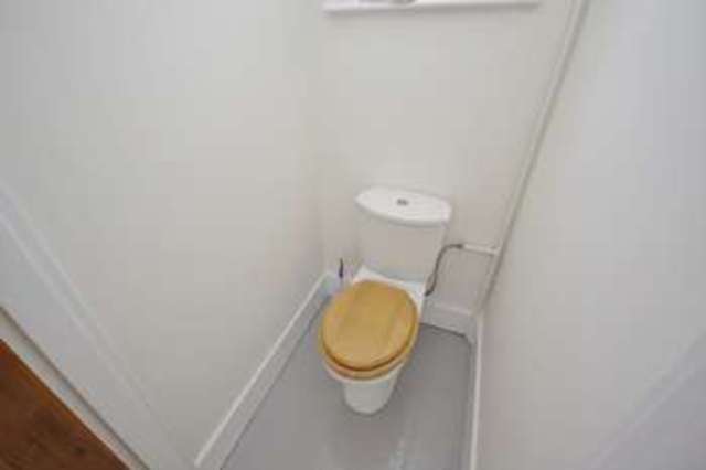  Image of 2 bedroom Detached house to rent in Lower Road Eastbourne BN21 at Eastbourne, BN21 1QE