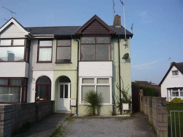  Image of 2 bedroom Flat for sale in Mackworth Road Porthcawl CF36 at Mackworth Road  Porthcawl, CF36 5BP