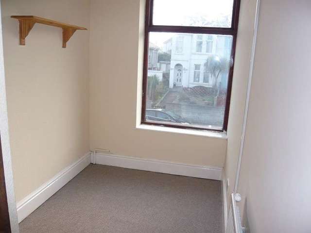  Image of 2 bedroom Flat for sale in Mackworth Road Porthcawl CF36 at Mackworth Road  Porthcawl, CF36 5BP