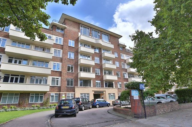  Image of 2 bedroom Flat to rent in Maida Vale London W9 at Maida Vale London Maida Vale, W9 1RQ