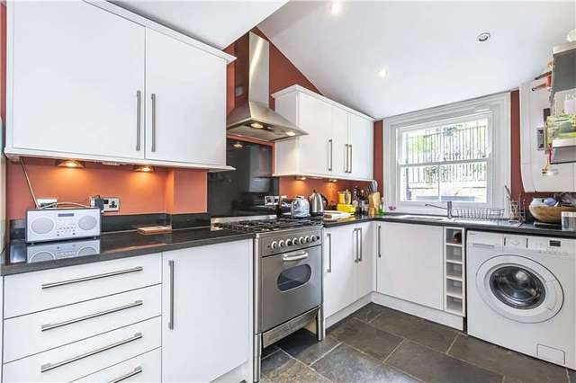  Image of 3 bedroom Terraced house for sale in Maidenstone Hill London SE10 at London  Greenwich, SE10 8SY