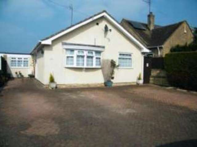  Image of 3 bedroom Bungalow for sale in Malleson Road Gotherington Cheltenham GL52 at Gotherington Cheltenham Gotherington, GL52 9ER