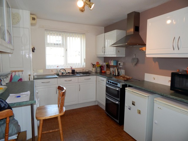  Image of 3 bedroom Detached house to rent in Malta Close Basingstoke RG24 at Basingstoke, RG24 9PD