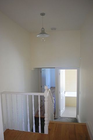  Image of 2 bedroom Flat for sale in Manor Park Road London N2 at Manor Park Road Array Fortis Green, N2 0SL