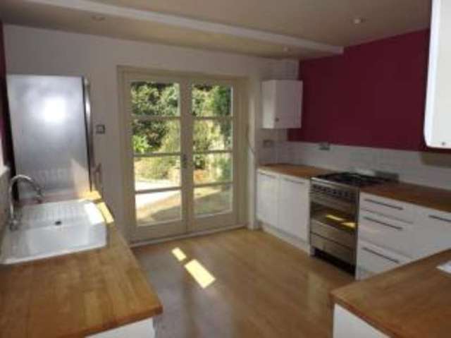  Image of 2 bedroom End of Terrace for sale in Station Road Marlow SL7 at Marlow Buckinghamshire Marlow, SL7 1ND