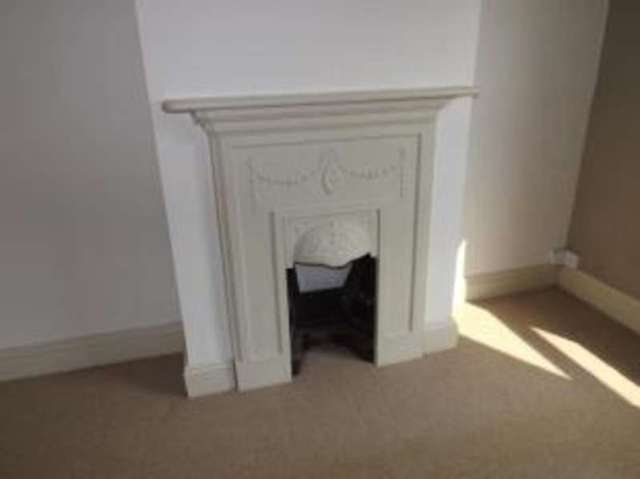  Image of 2 bedroom End of Terrace for sale in Station Road Marlow SL7 at Marlow Buckinghamshire Marlow, SL7 1ND