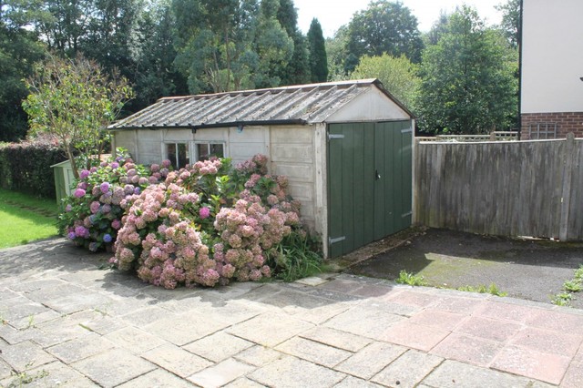  Image of 3 bedroom Detached house to rent in Meadow Lane Lindfield Haywards Heath RH16 at Lindfield  Haywards Heath, RH16 2RL