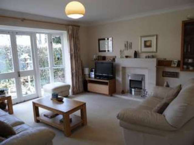  Image of 4 bedroom Detached house for sale in Meadowsweet Drive Calne SN11 at Meadowsweet Drive  Calne, SN11 0UH