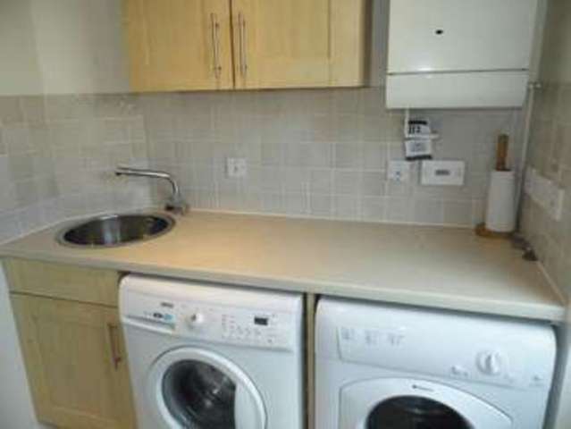  Image of 4 bedroom Detached house for sale in Meadowsweet Drive Calne SN11 at Meadowsweet Drive  Calne, SN11 0UH