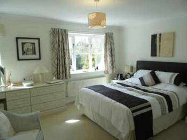  Image of 4 bedroom Detached house for sale in Meadowsweet Drive Calne SN11 at Meadowsweet Drive  Calne, SN11 0UH