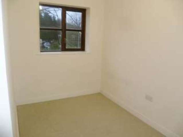  Image of 2 bedroom Flat to rent in Meir Road Longton Stoke-on-Trent ST3 at Meir Road Normacot Stoke-On-Trent, ST3 7JG