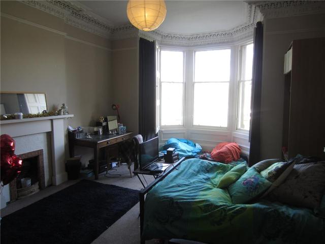  Image of 5 bedroom Flat to rent in Melville Terrace Edinburgh EH9 at Meadows Edinburgh Edinburgh, EH9 1ND