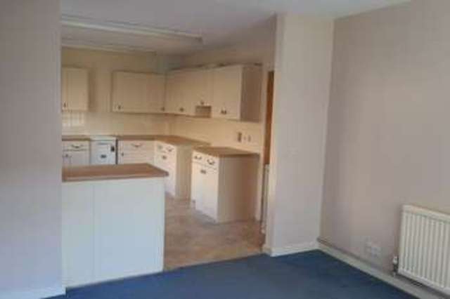  Image of 4 bedroom Property to rent in Micklefield Road High Wycombe HP13 at 245 Micklefield Road  High Wycombe, HP13 7HU