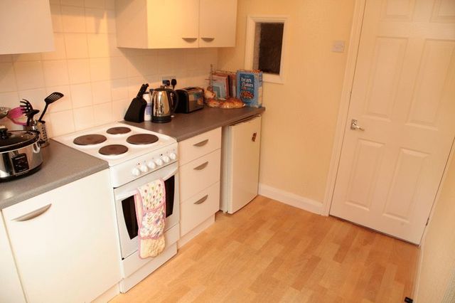  Image of 6 bedroom Terraced house for sale in Mildmay Street Lincoln LN1 at Mildmay Street  Lincoln, LN1 3HR