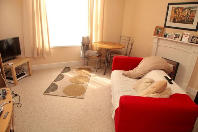  Image of 6 bedroom Terraced house for sale in Mildmay Street Lincoln LN1 at Mildmay Street  Lincoln, LN1 3HR