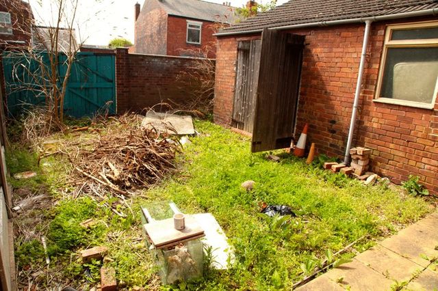  Image of 6 bedroom Terraced house for sale in Mildmay Street Lincoln LN1 at Mildmay Street  Lincoln, LN1 3HR