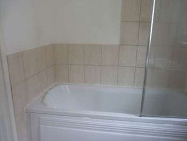 Image of 3 bedroom Bungalow to rent in Mill Bank Haverfordwest SA61 at Mill Bank  Haverfordwest, SA61 2NL